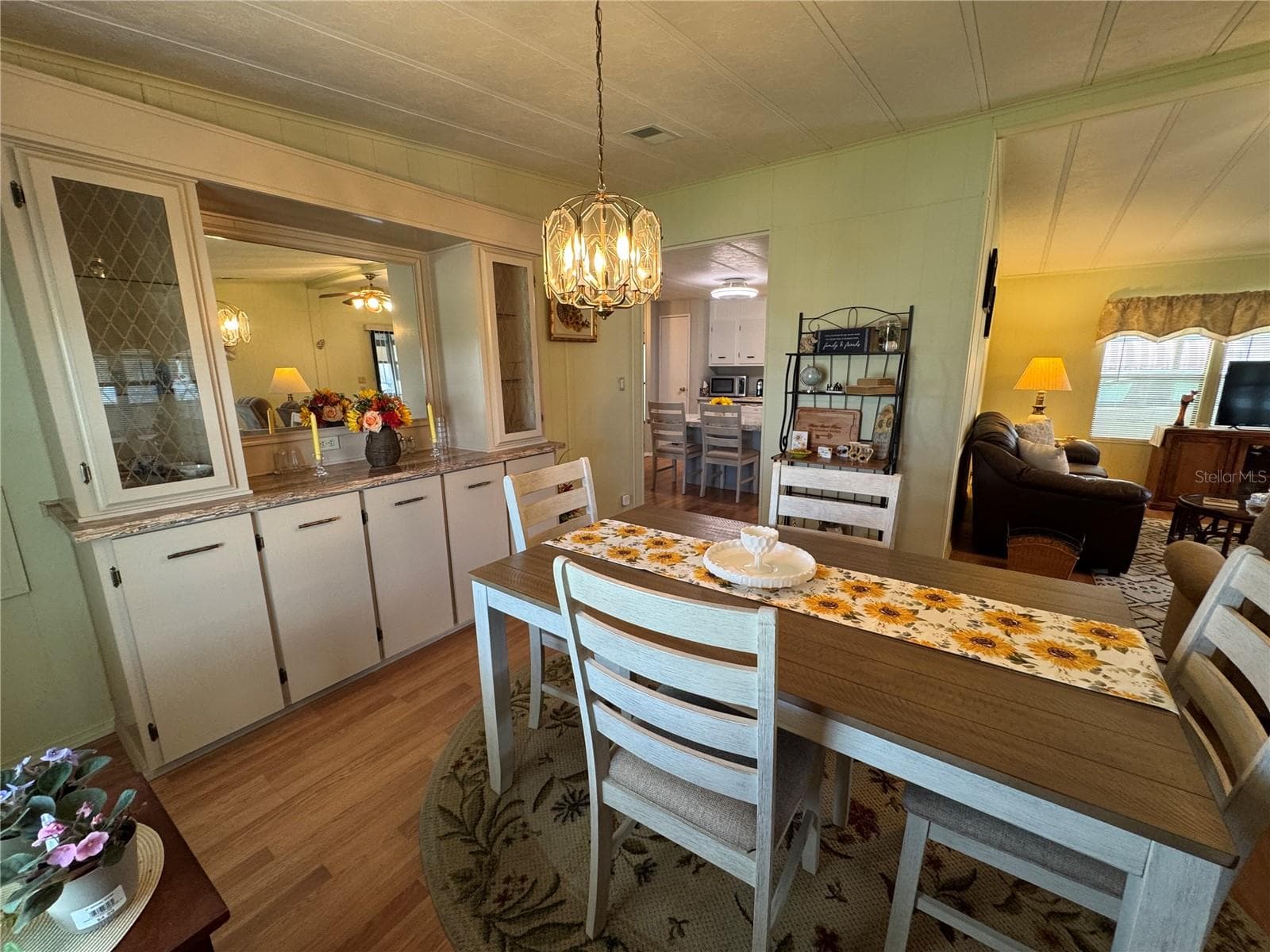 Manufactured Home at 6733 KENSINGTON DR NE, WINTER HAVEN, photo 10 of 71