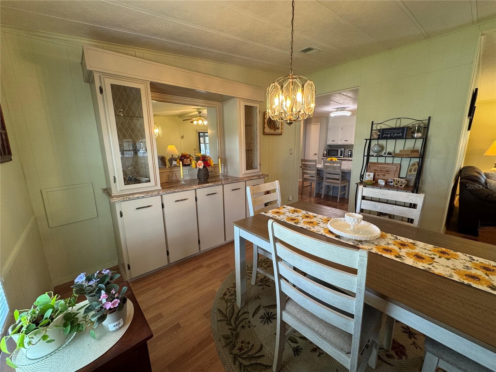 Manufactured Home at 6733 KENSINGTON DR NE, WINTER HAVEN, photo 11 of 71