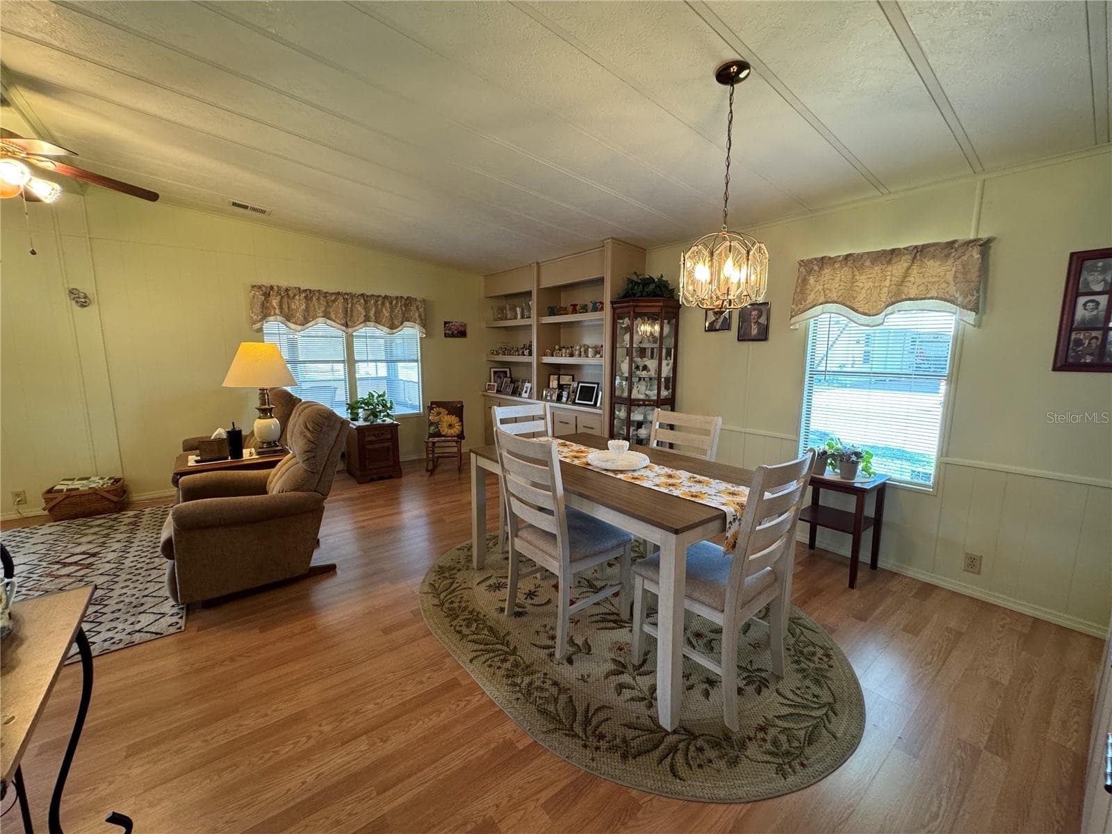 Manufactured Home at 6733 KENSINGTON DR NE, WINTER HAVEN, photo 16 of 71