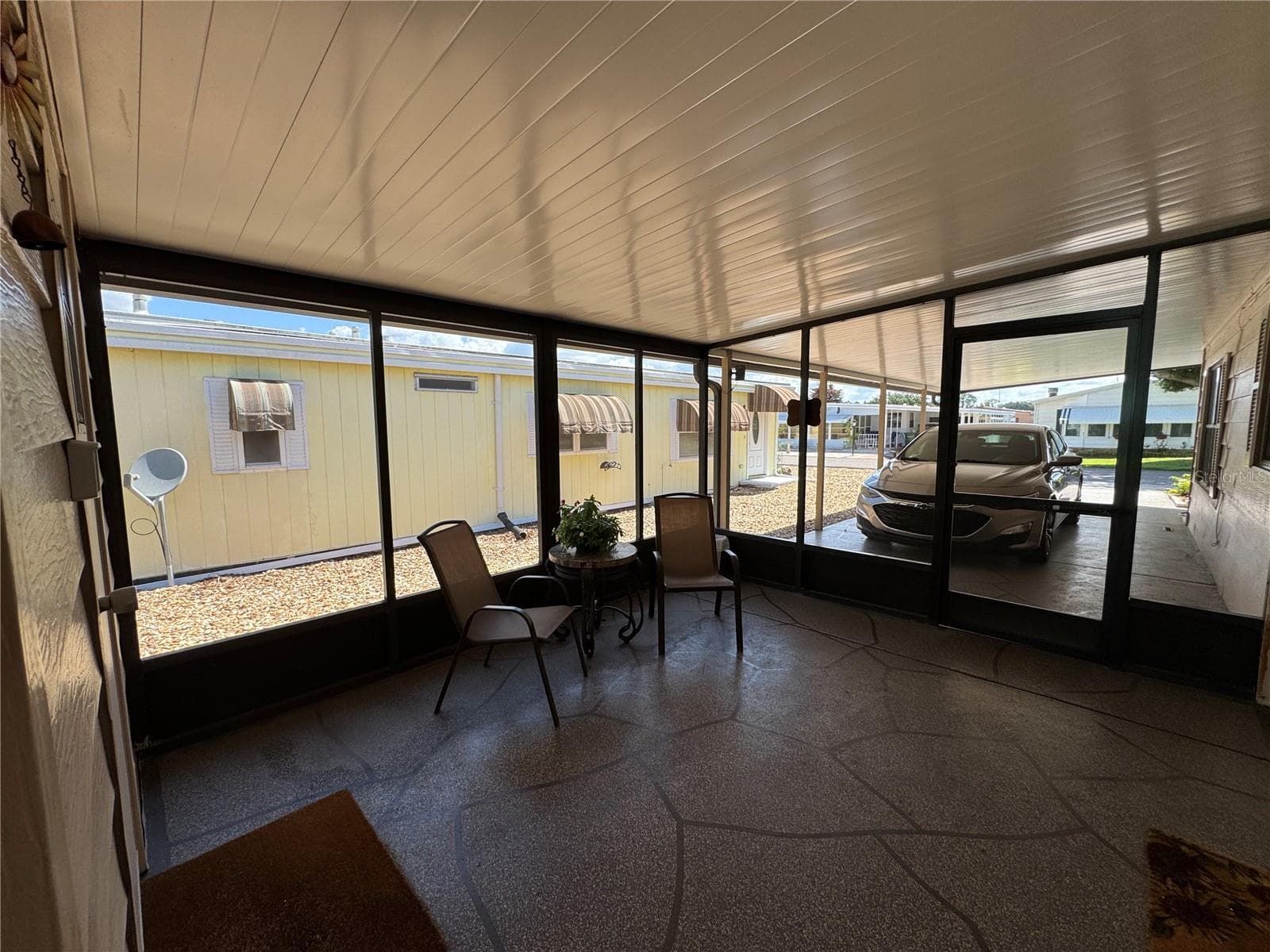 Manufactured Home at 6733 KENSINGTON DR NE, WINTER HAVEN, photo 43 of 71