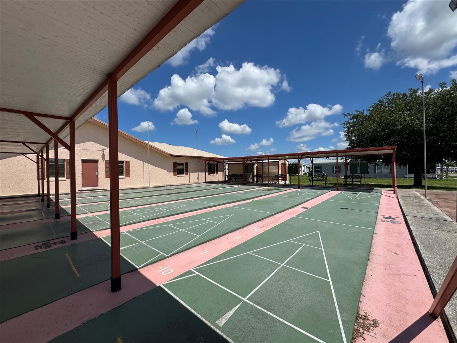 Manufactured Home at 6733 KENSINGTON DR NE, WINTER HAVEN, photo 51 of 71