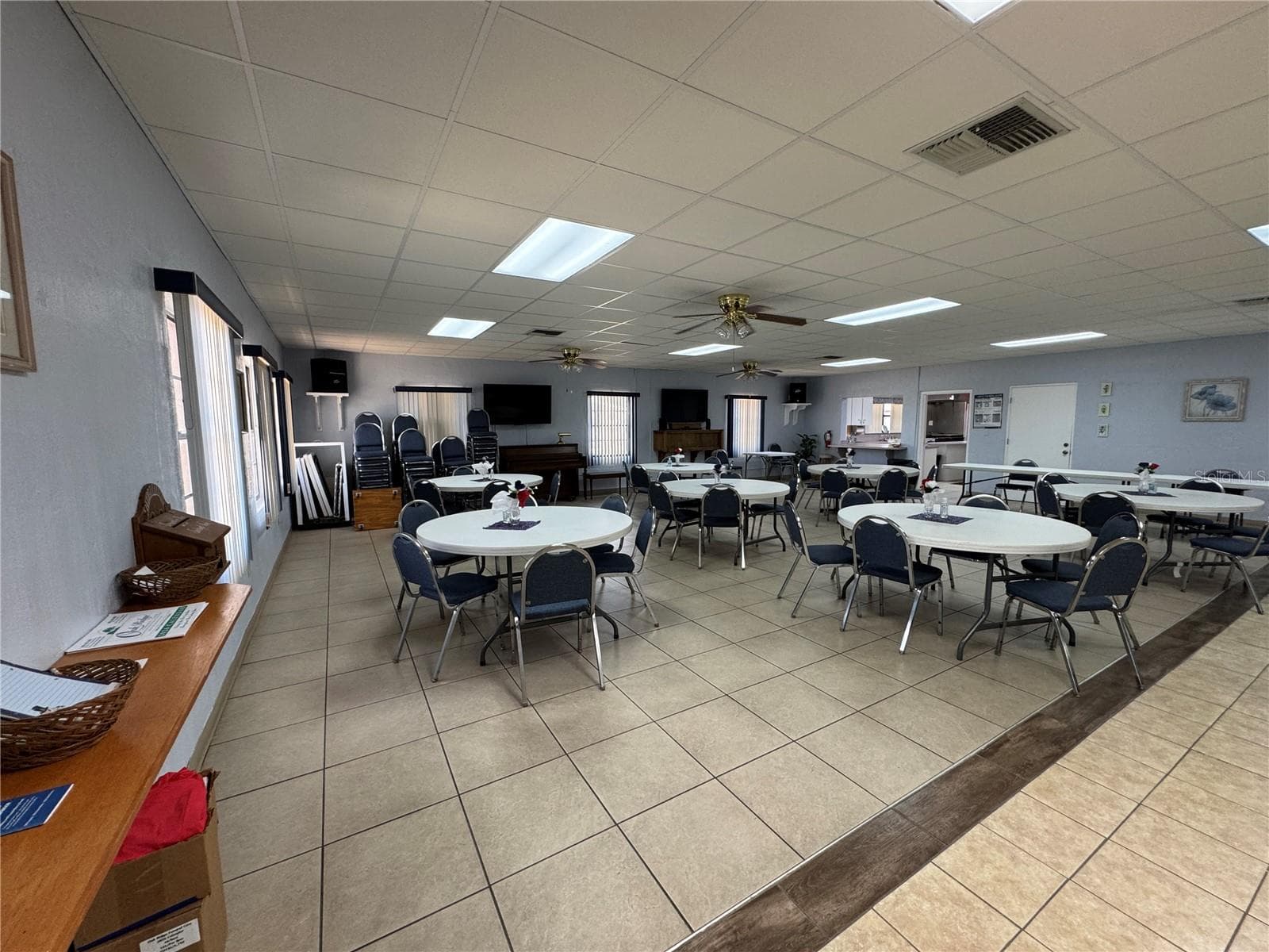 Manufactured Home at 6733 KENSINGTON DR NE, WINTER HAVEN, photo 63 of 71
