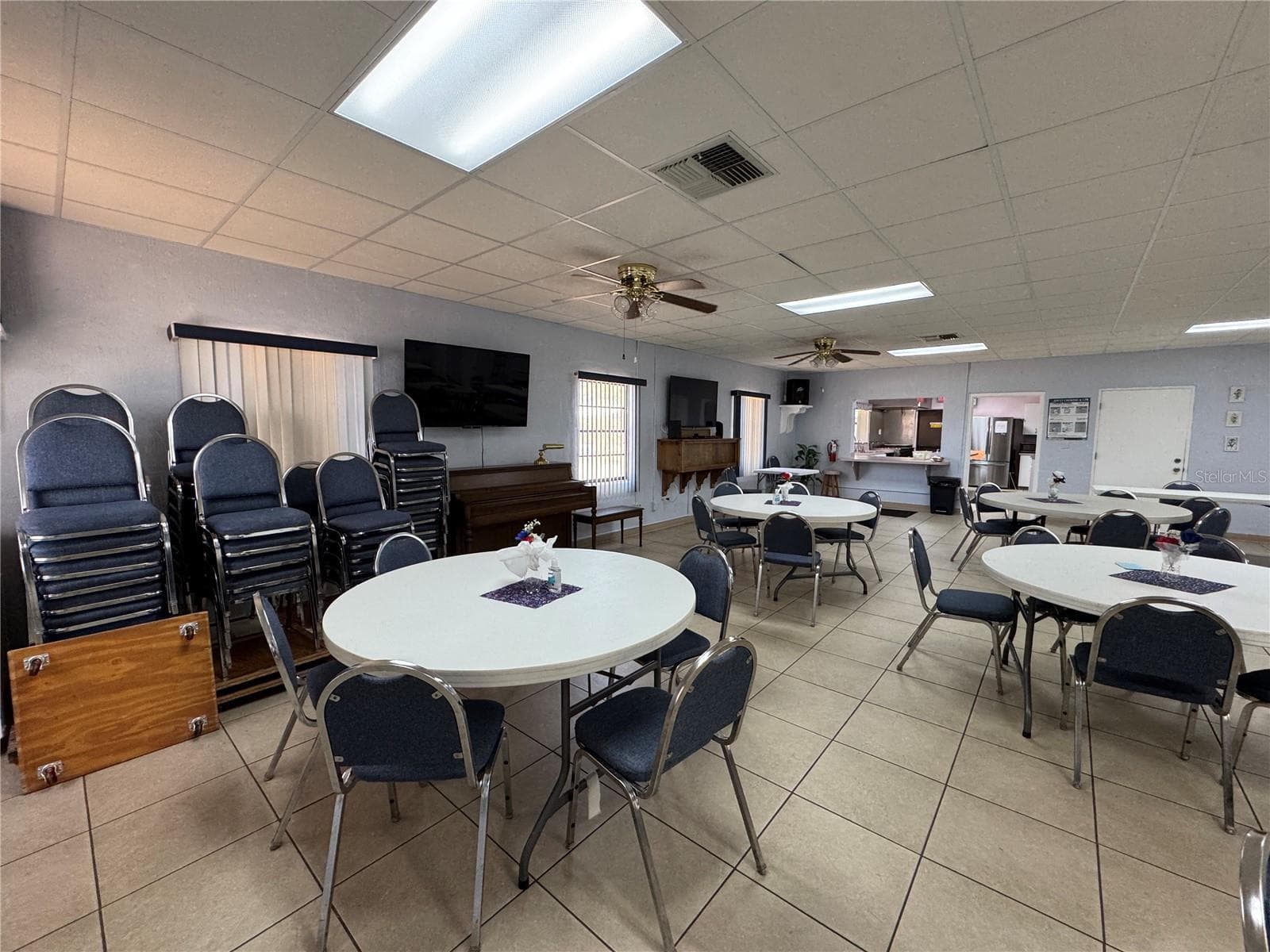 Manufactured Home at 6733 KENSINGTON DR NE, WINTER HAVEN, photo 65 of 71