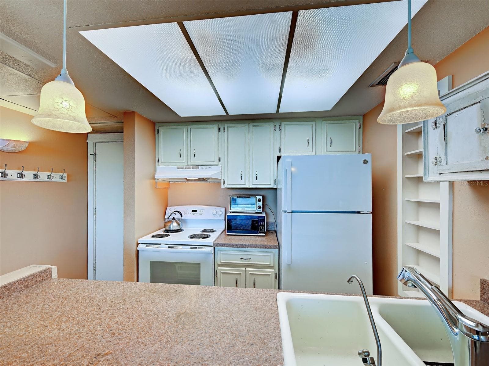 Condominium at 238 TAMPA AVE W #15C/314, VENICE, photo 11 of 41