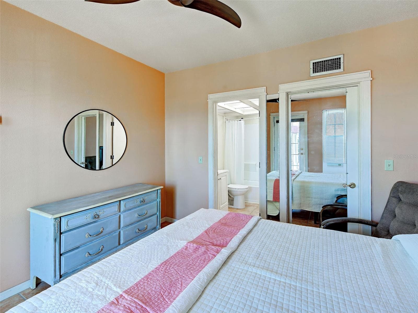 Condominium at 238 TAMPA AVE W #15C/314, VENICE, photo 18 of 41