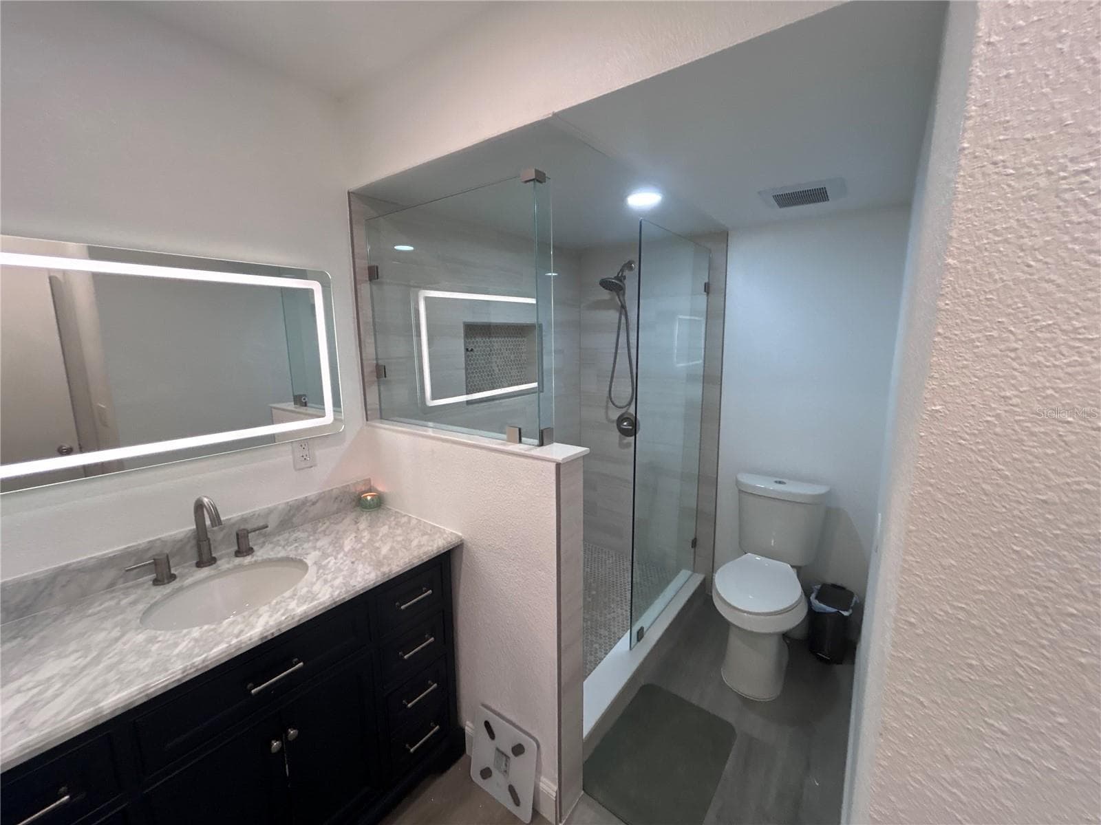 Condominium at 4401 S SEMORAN BLVD #4, ORLANDO, photo 11 of 21
