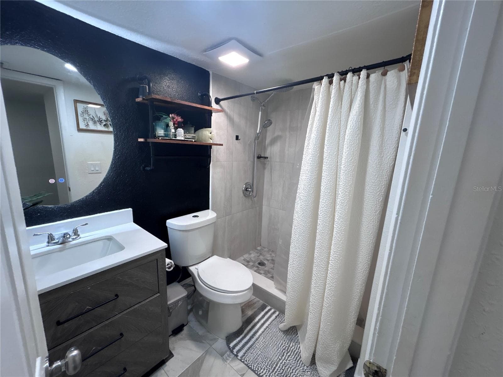 Condominium at 4401 S SEMORAN BLVD #4, ORLANDO, photo 14 of 21