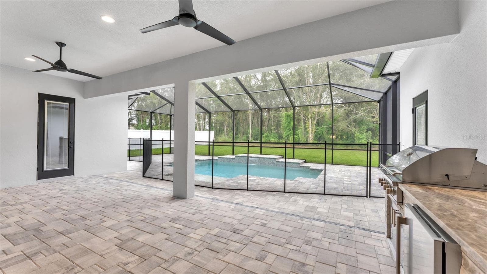 Single Family Residence at 4232 HAVEN LAKE CT, LAKELAND, photo 3 of 57