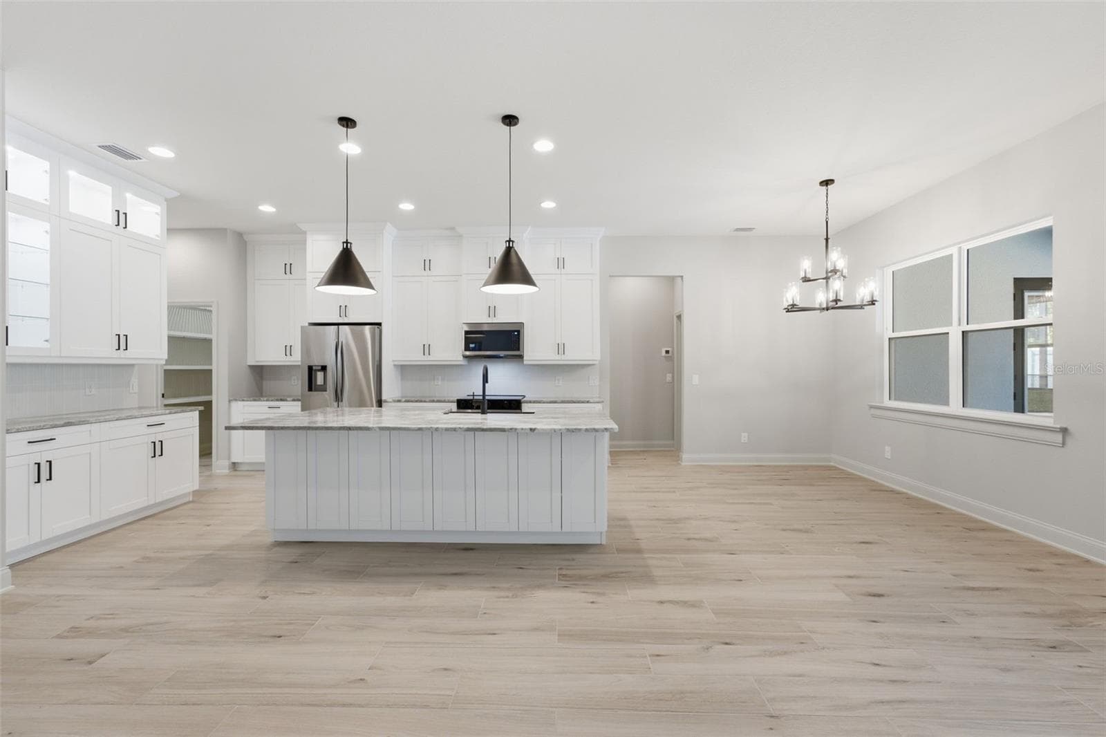 Single Family Residence at 4232 HAVEN LAKE CT, LAKELAND, photo 10 of 57