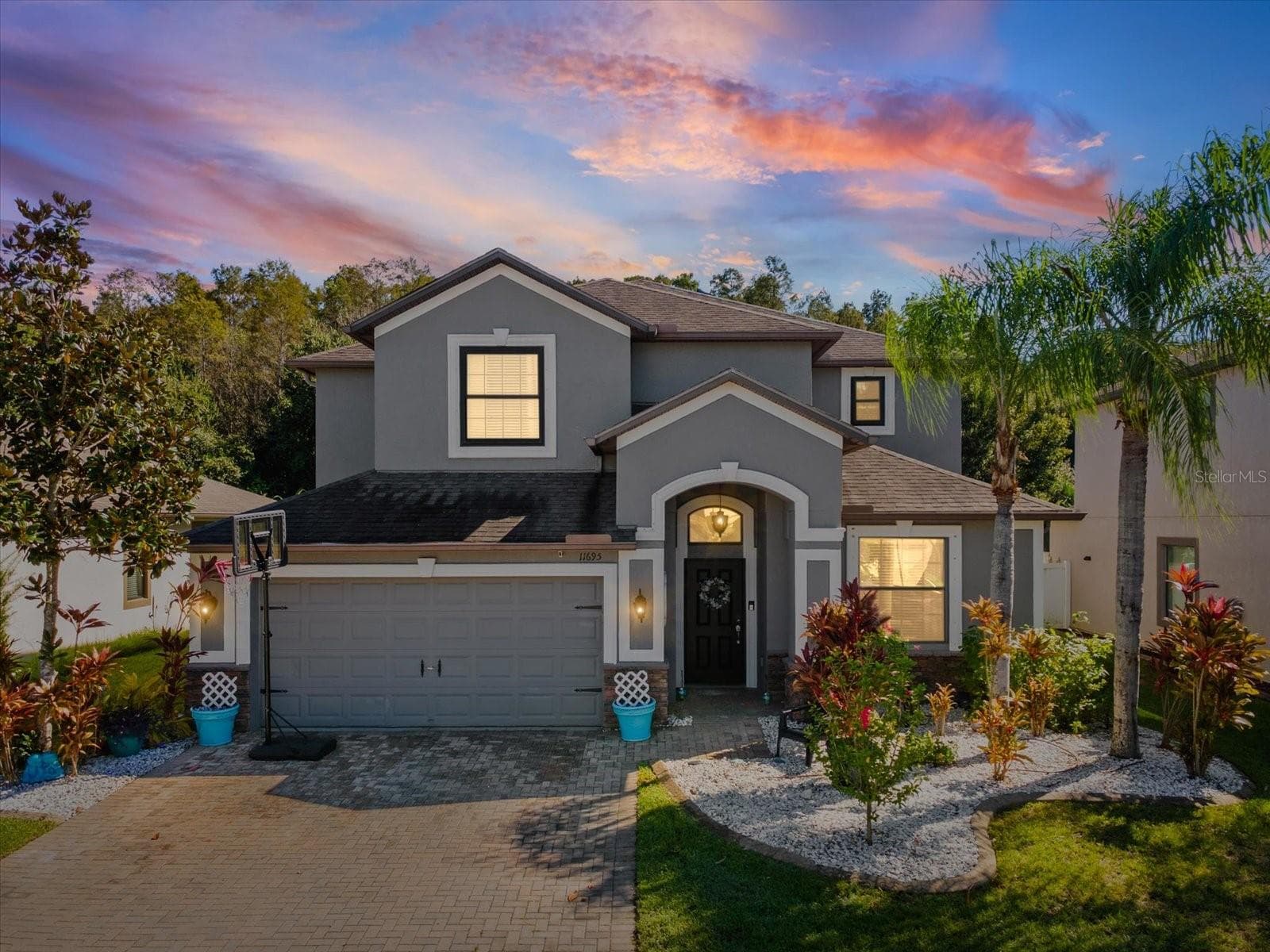 11695 CRESTRIDGE LOOP