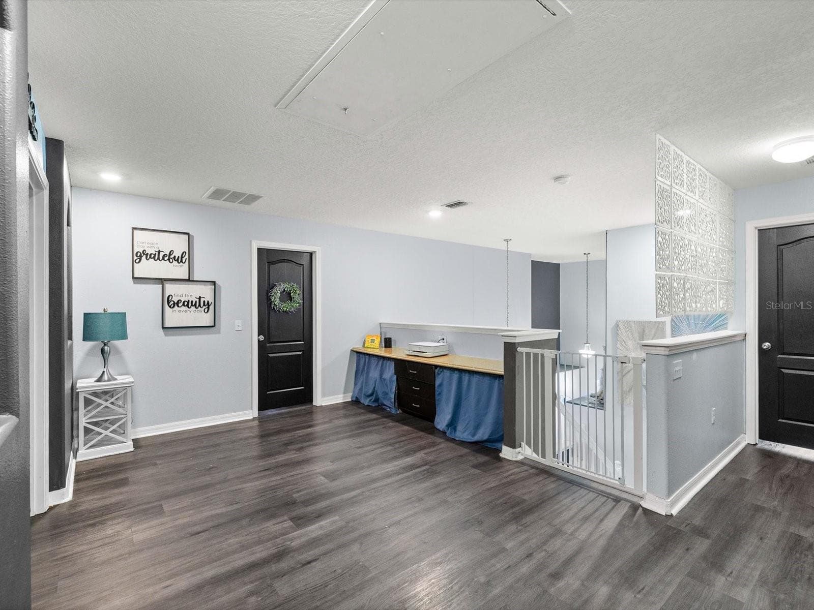 Single Family Residence at 11695 CRESTRIDGE LOOP, NEW PORT RICHEY, photo 23 of 70