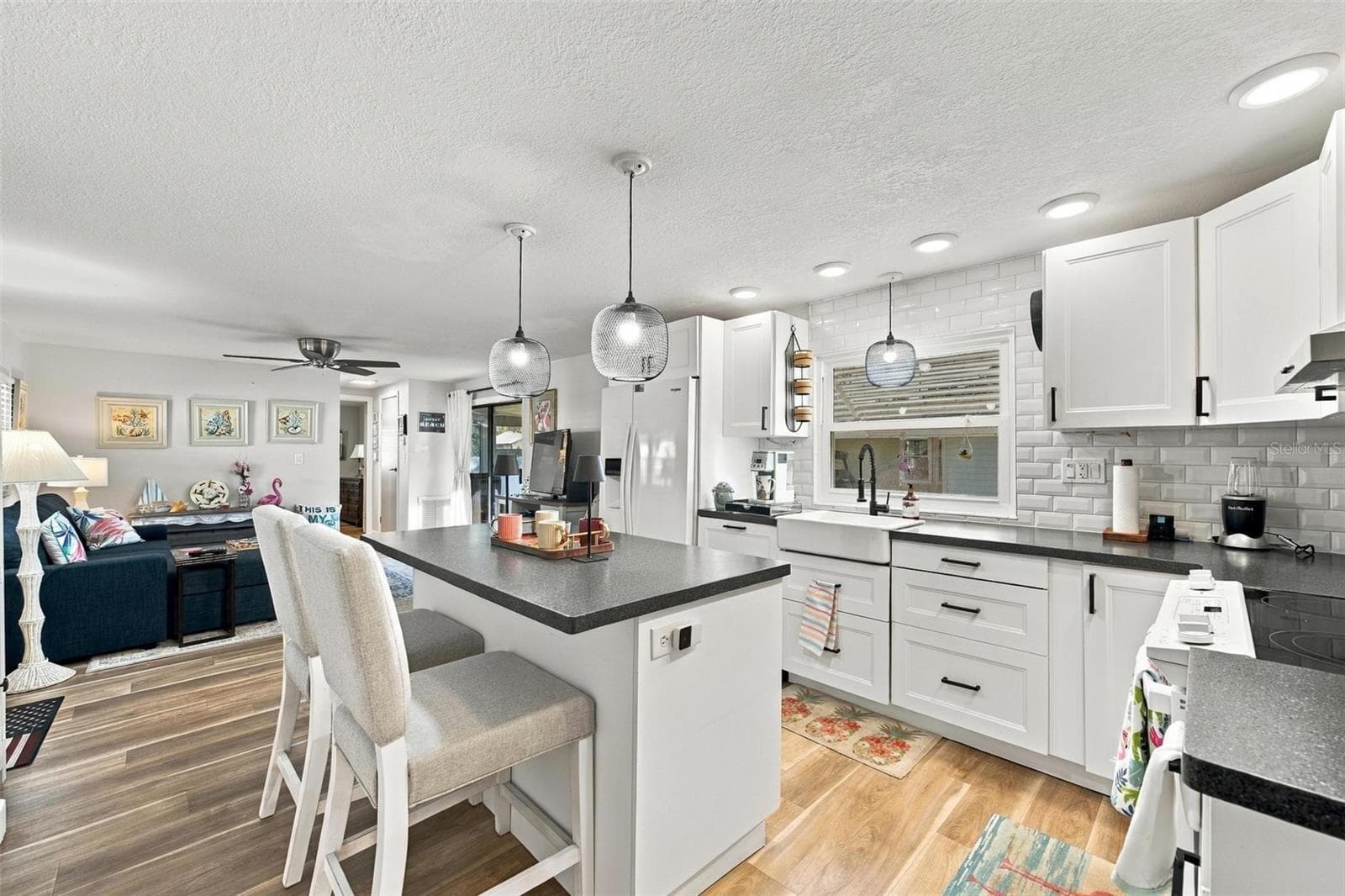 Kitchen - 39 HAWAIIAN WAY, LEESBURG