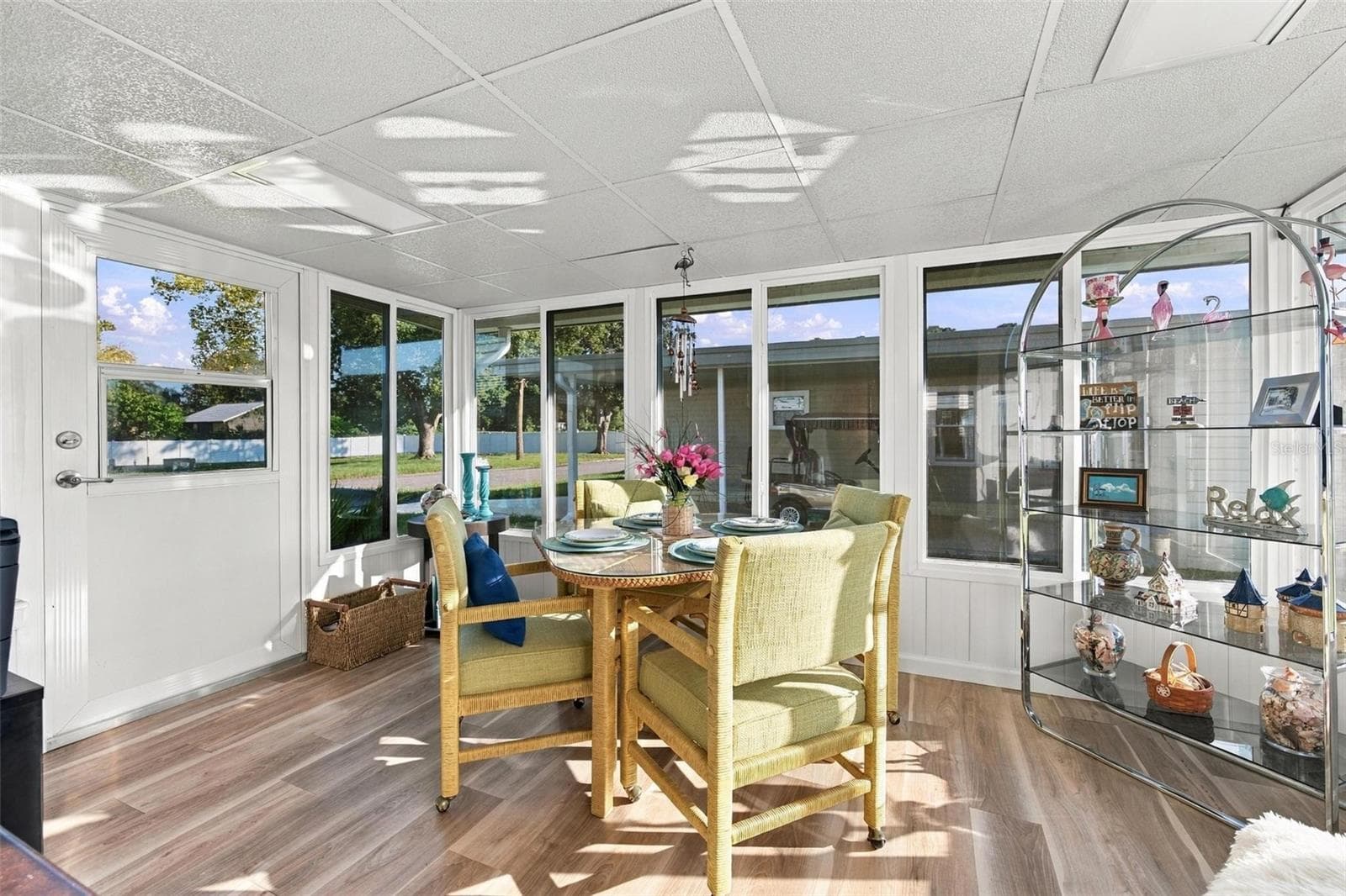 Florida Room - 39 HAWAIIAN WAY, LEESBURG