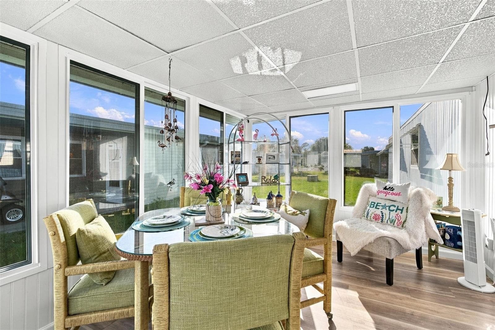 Florida Room - 39 HAWAIIAN WAY, LEESBURG