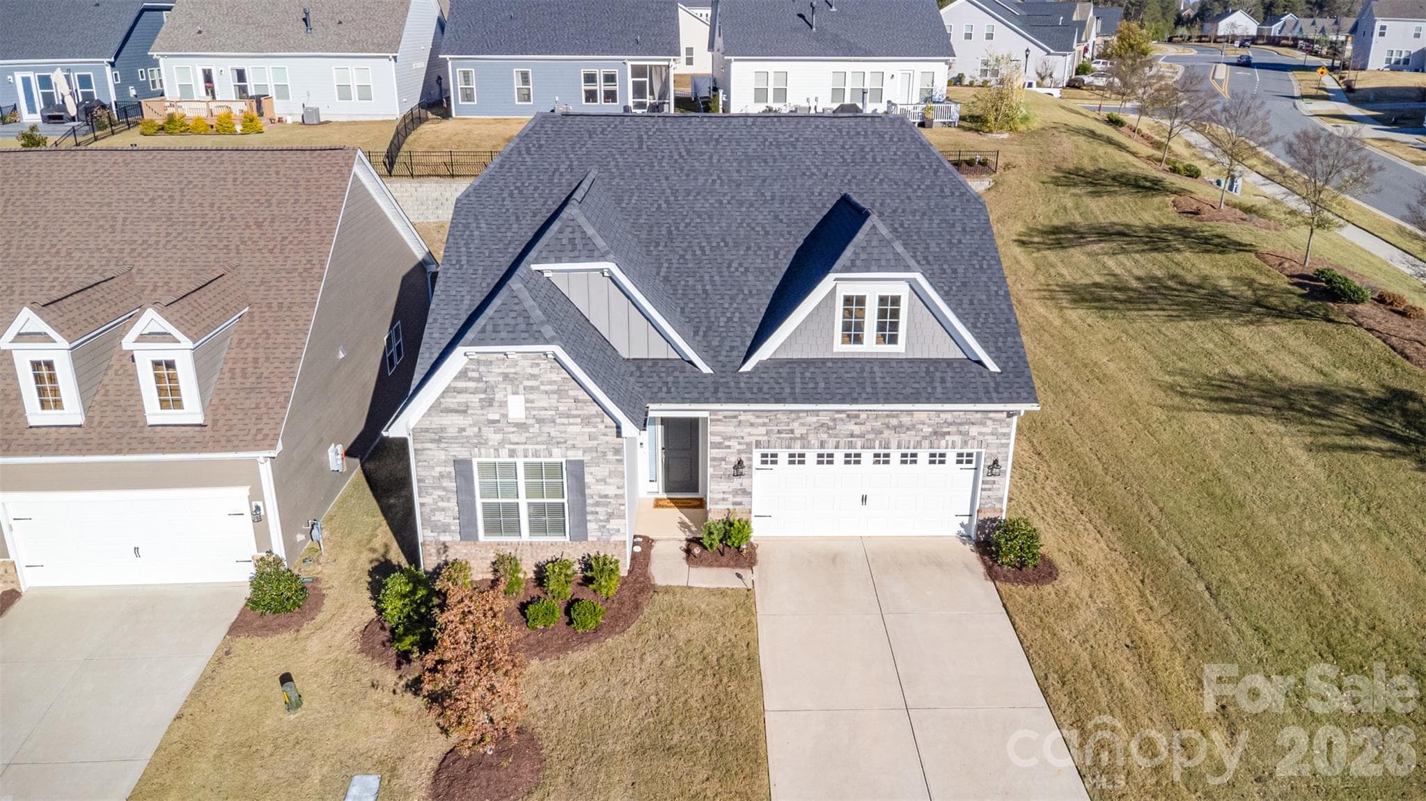 Single Family Residence at 19004 Dry Narrows Way, Charlotte, photo 2 of 45