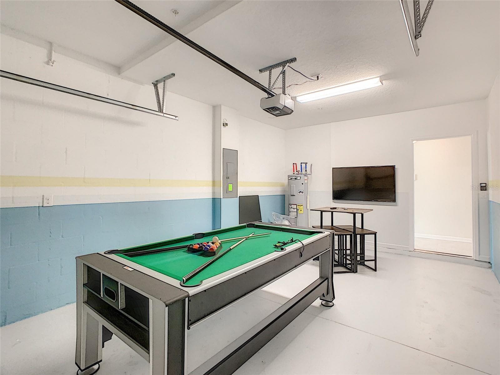 Garage Pool Table - 763 OCEAN COURSE AVE., CHAMPIONS GATE