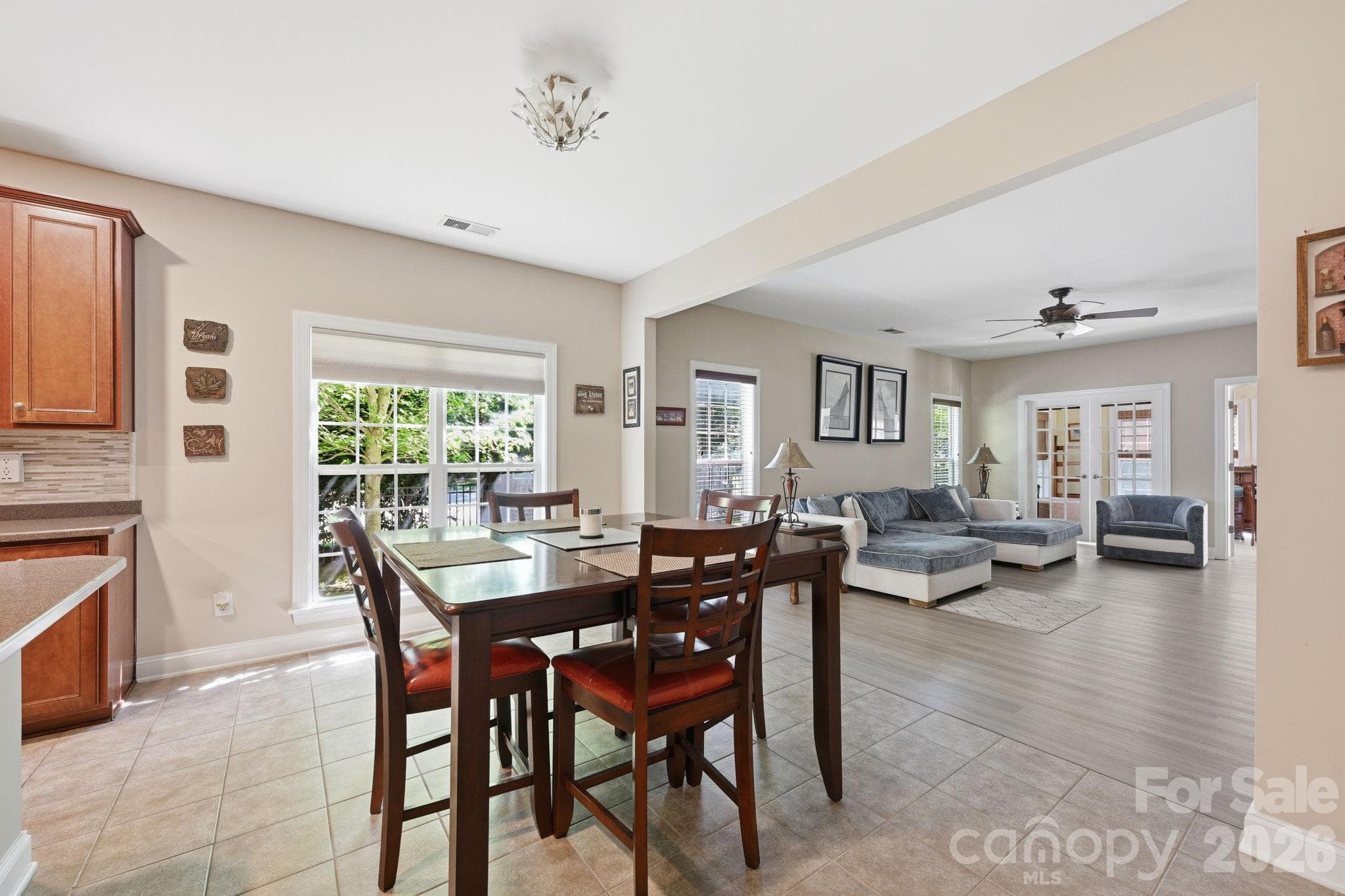 Breakfast Nook - 4405 Squirrel Trail Lane, Charlotte