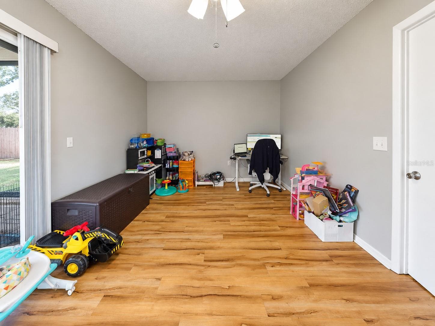 Single Family Residence at 4414 FAYE CIR E, LAKELAND, photo 10 of 13
