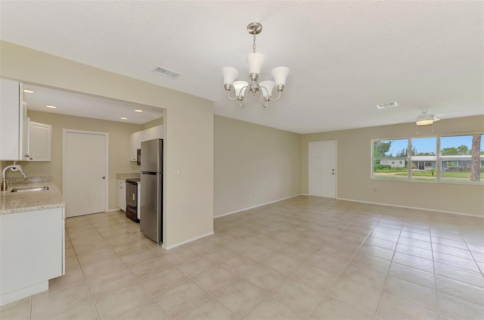 Dining Area to Kitchen - 1331 TUDOR RD, ENGLEWOOD
