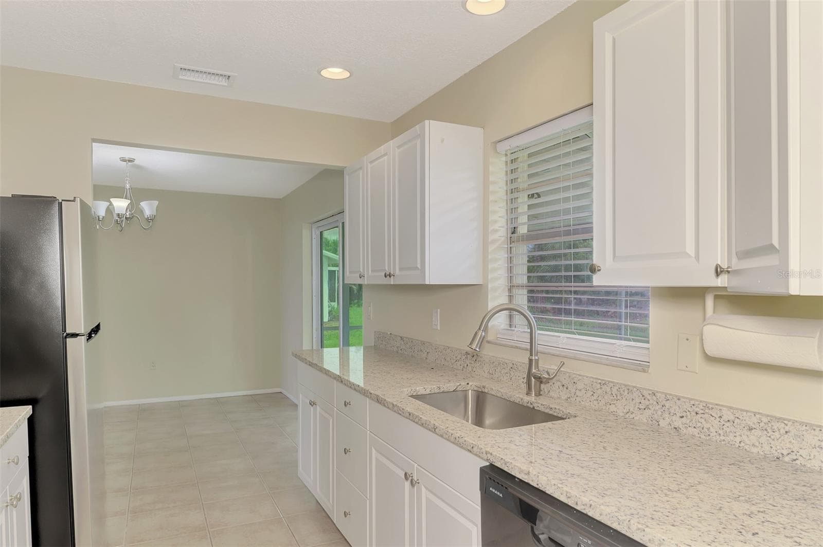 New cabinets - 1331 TUDOR RD, ENGLEWOOD
