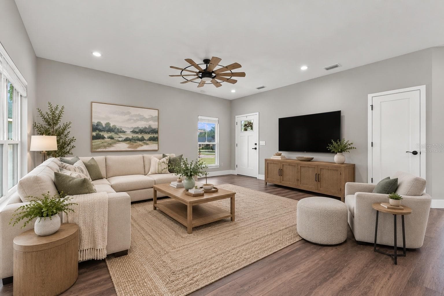 Virtually Staged Living - 20008 NW 249TH ST, HIGH SPRINGS