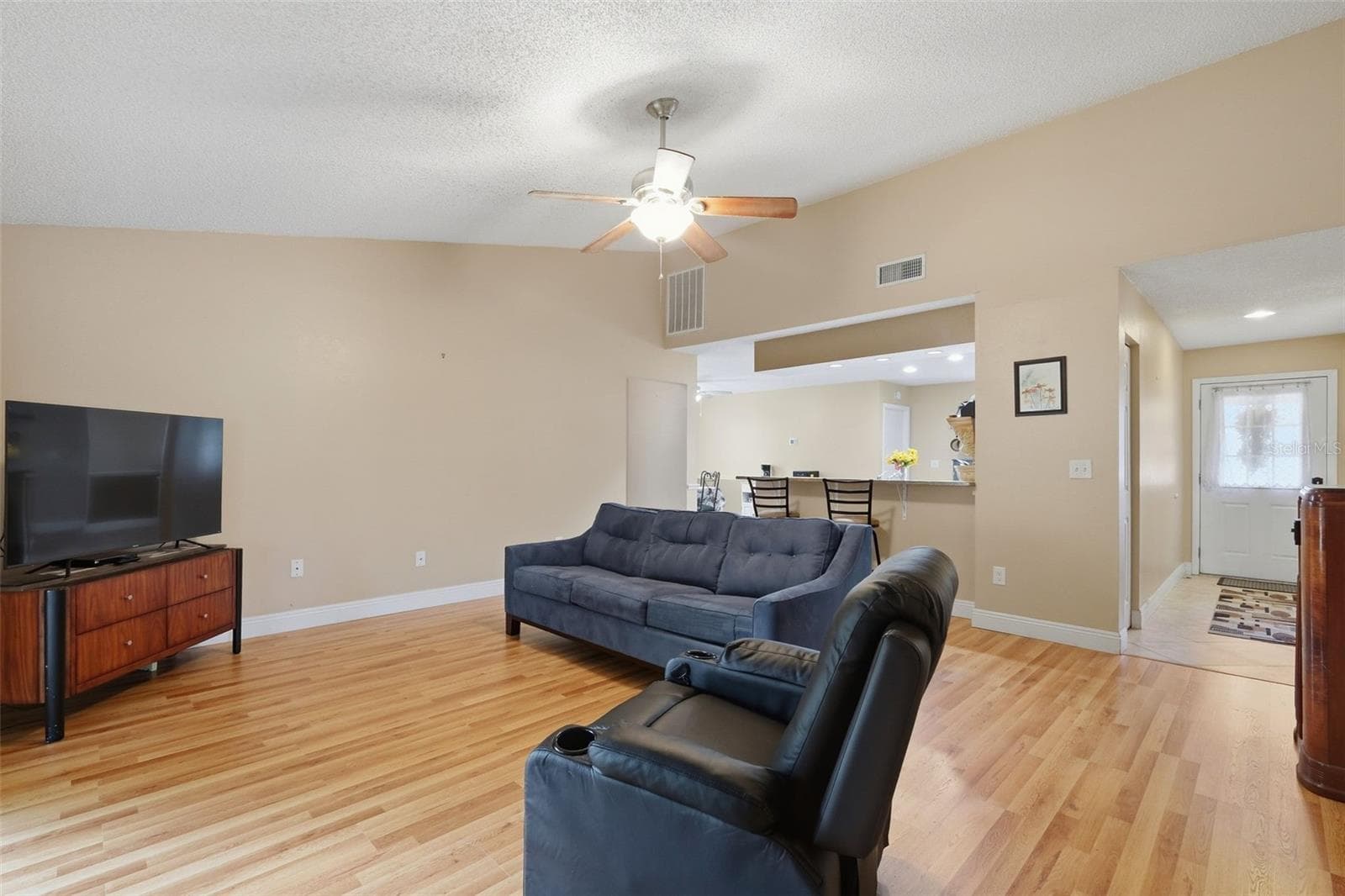 Single Family Residence at 2872 WESLEYAN DR, PALM HARBOR, photo 8 of 28