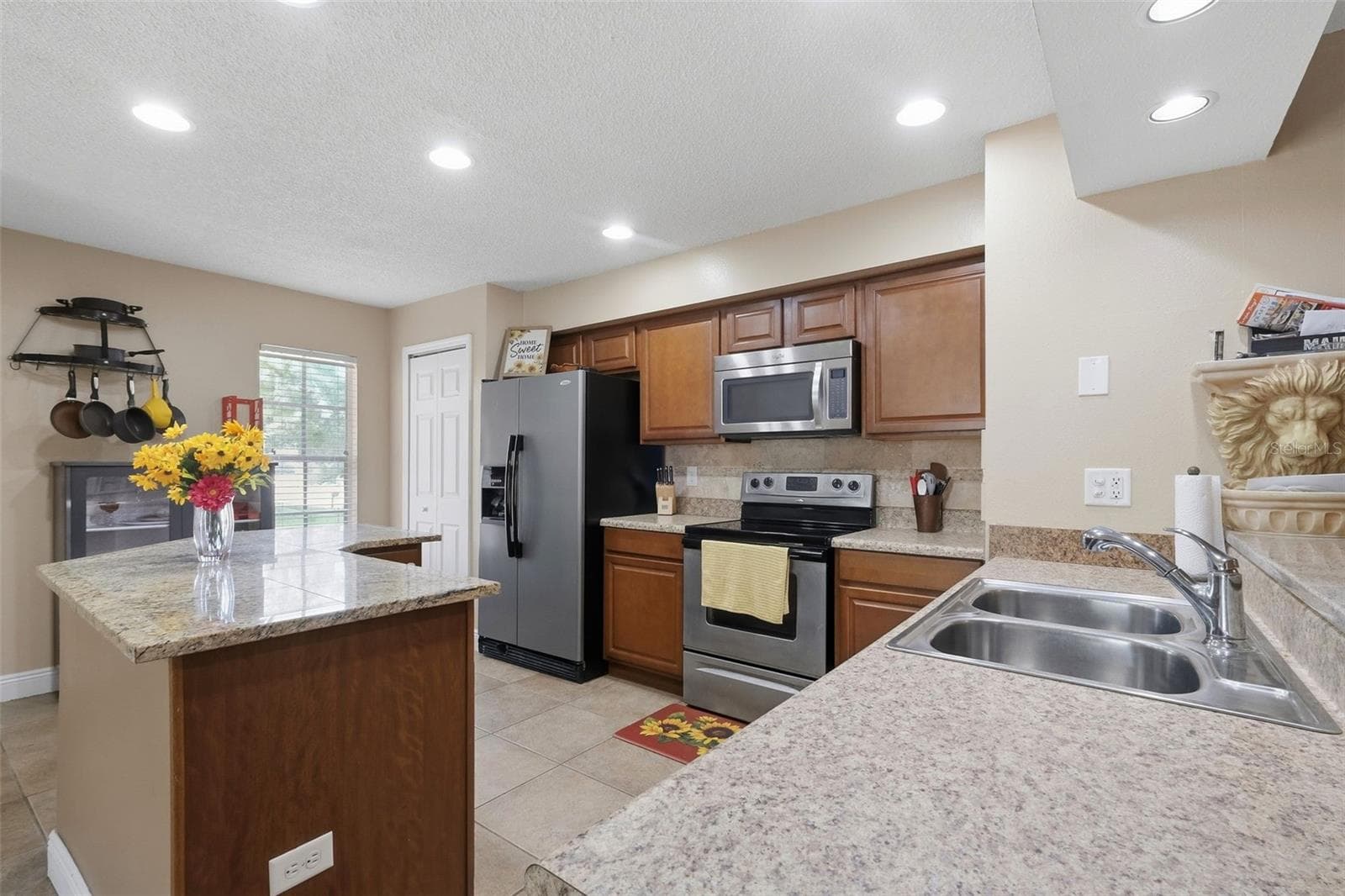 Single Family Residence at 2872 WESLEYAN DR, PALM HARBOR, photo 10 of 28