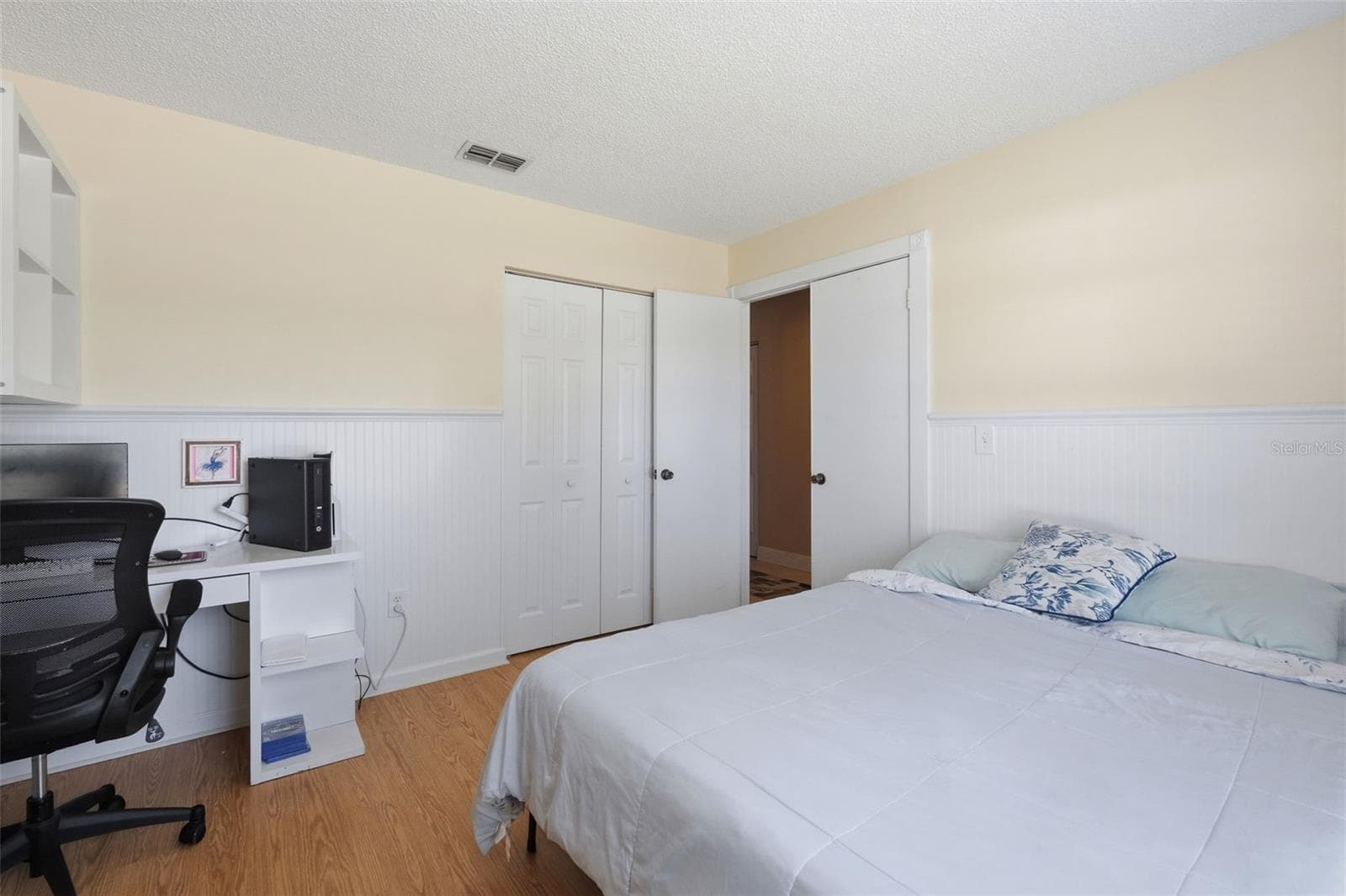 Single Family Residence at 2872 WESLEYAN DR, PALM HARBOR, photo 17 of 28