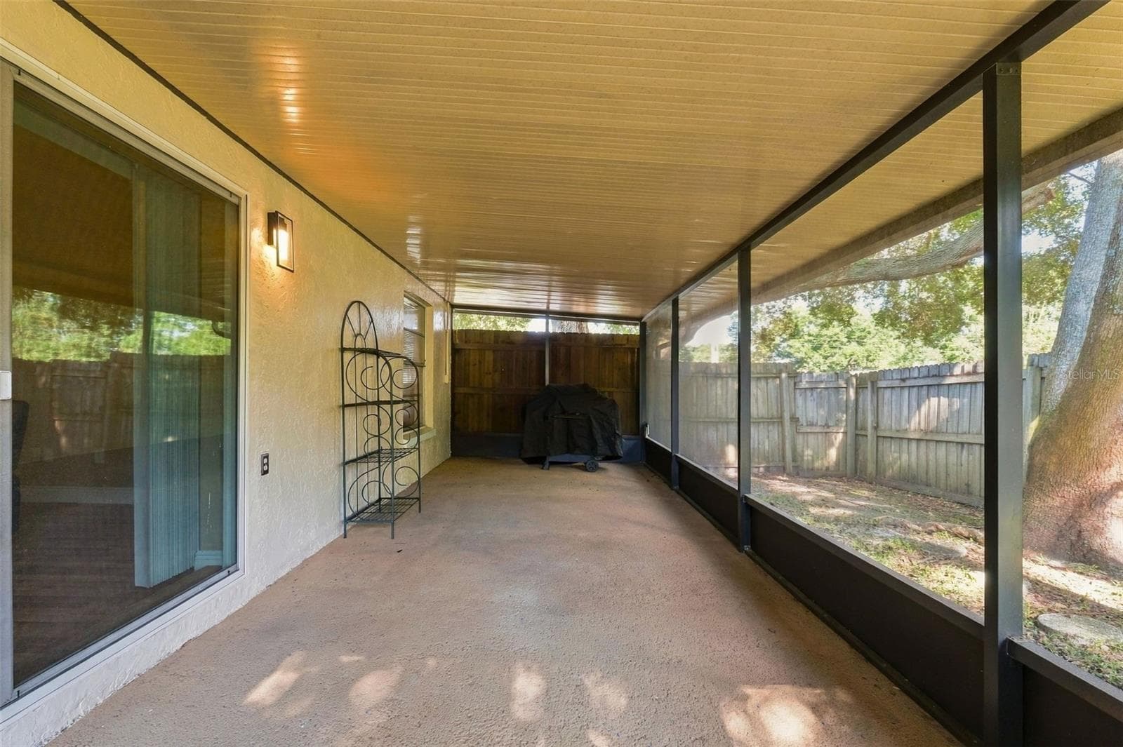 Single Family Residence at 2872 WESLEYAN DR, PALM HARBOR, photo 21 of 28
