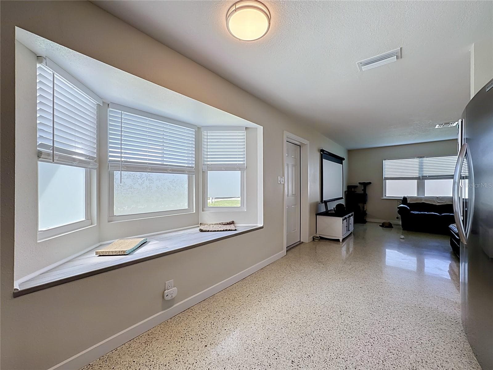 Duplex at 11704 40TH AVE W, BRADENTON, photo 35 of 62