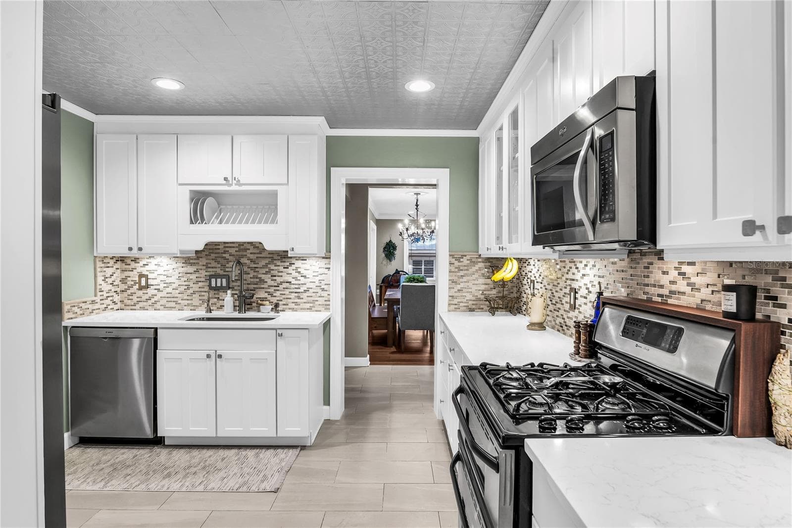 Single Family Residence at 533 BRYN MAWR ST, ORLANDO, photo 11 of 55