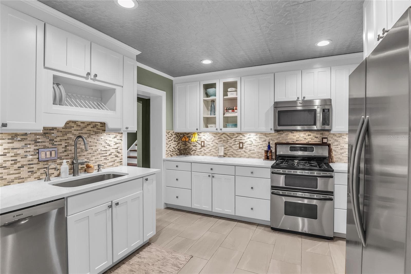 Single Family Residence at 533 BRYN MAWR ST, ORLANDO, photo 12 of 55