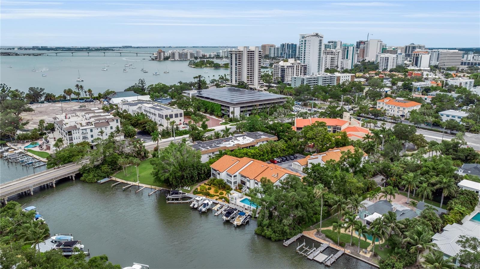 Condominium at 862 HUDSON AVE #862, SARASOTA, photo 3 of 53