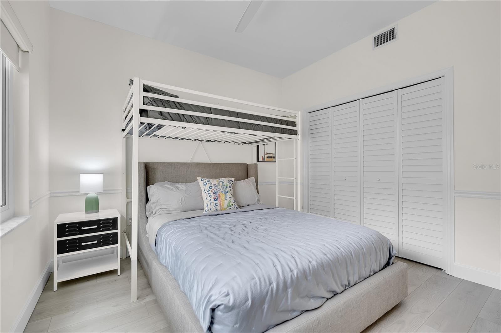 Condominium at 862 HUDSON AVE #862, SARASOTA, photo 11 of 53