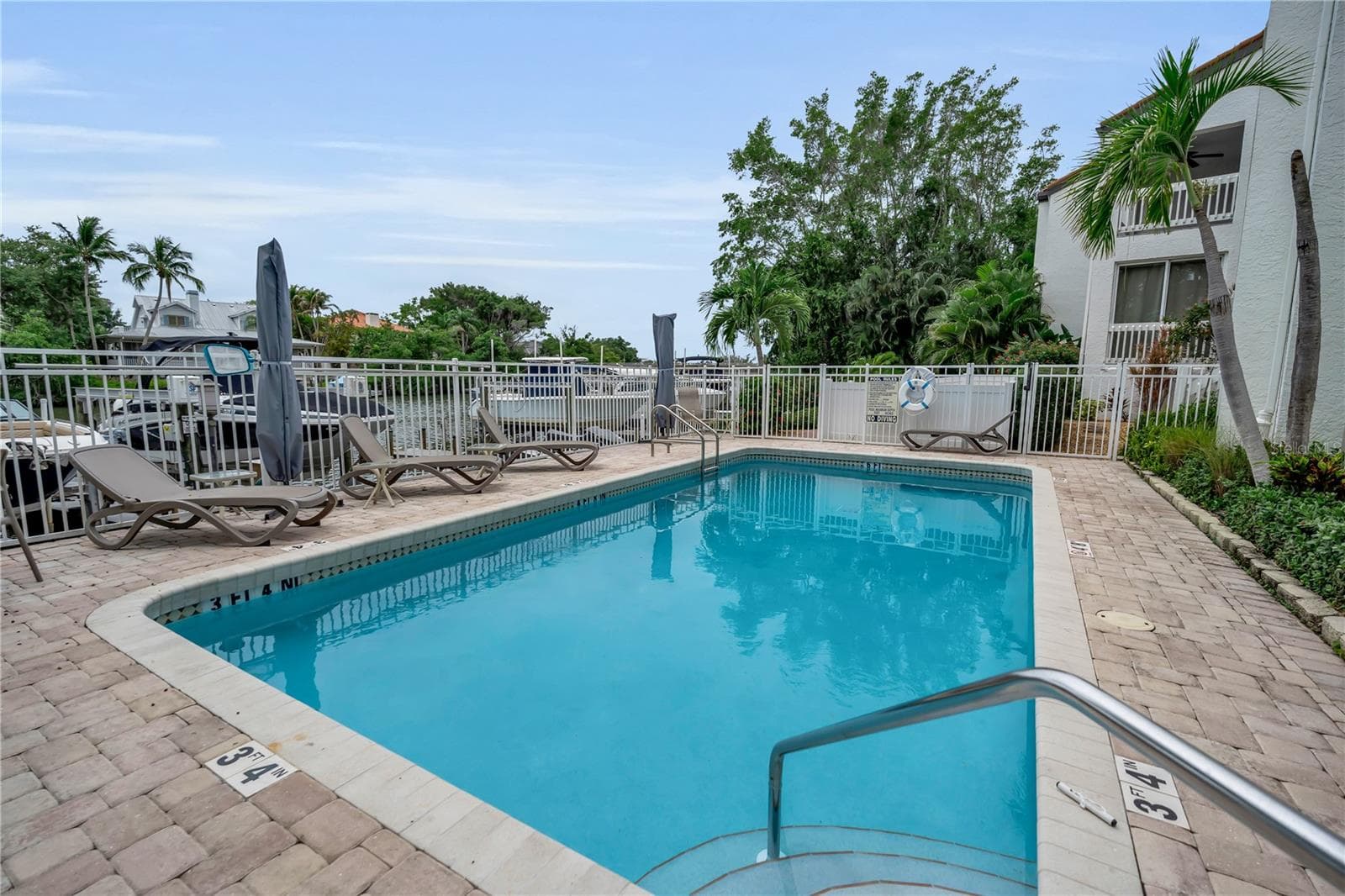 Condominium at 862 HUDSON AVE #862, SARASOTA, photo 48 of 53