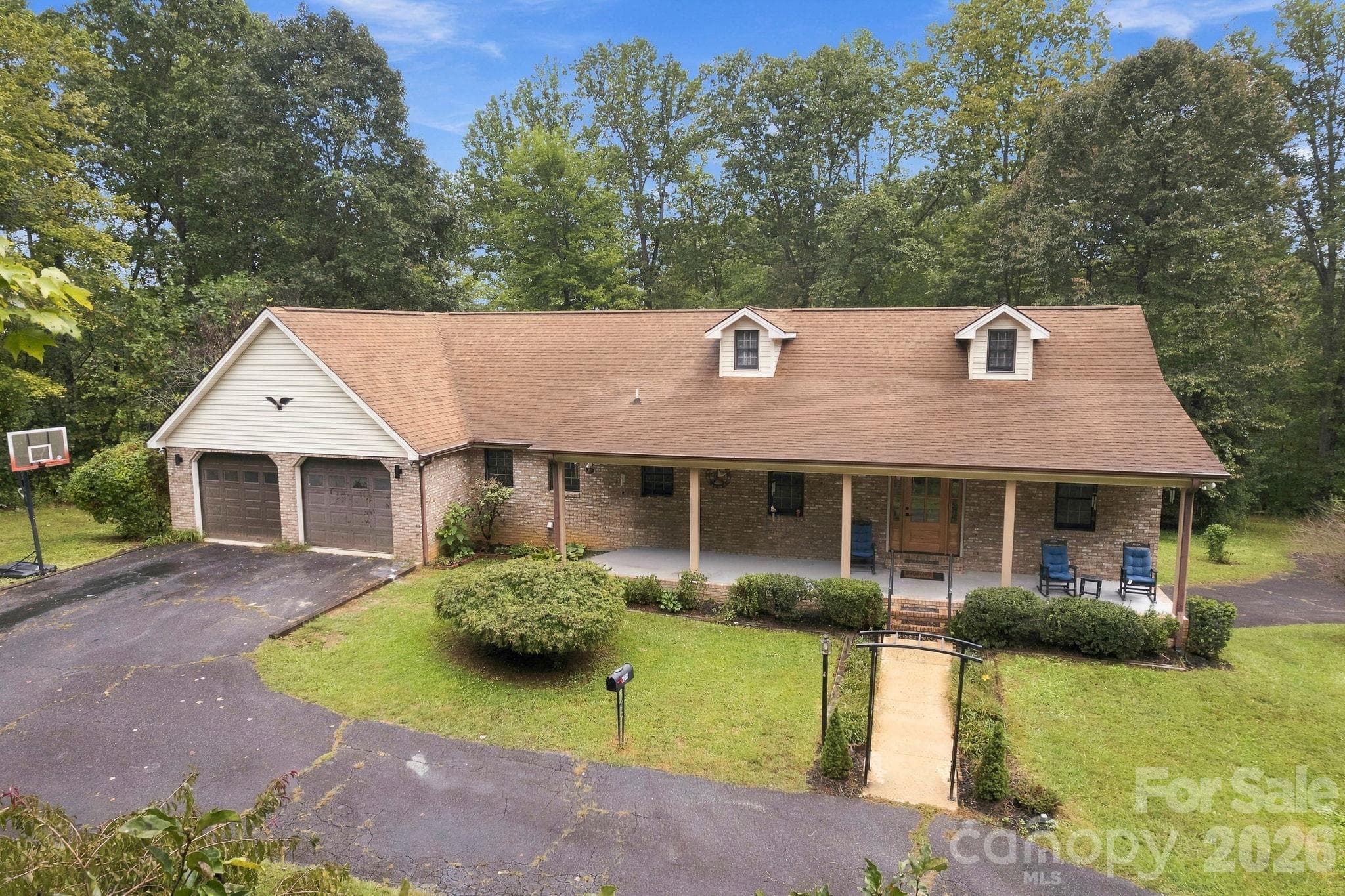 Single Family Residence at 1079 Dupont Road, Hendersonville, photo 40 of 44