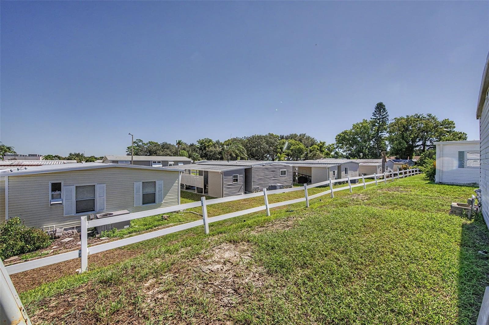 High and Dry! - 39820 US HIGHWAY 19 N #160, TARPON SPRINGS