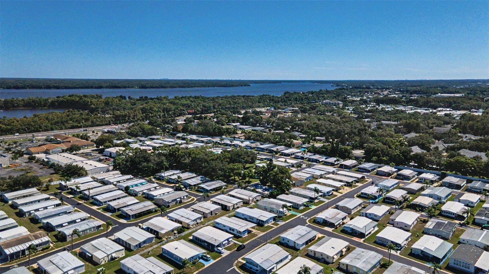 Mobile Home at 39820 US HIGHWAY 19 N #160, TARPON SPRINGS, photo 41 of 96