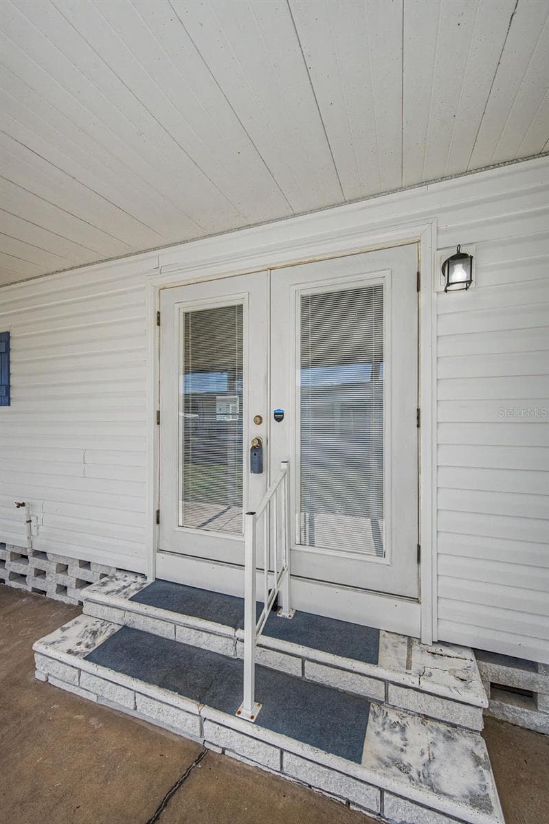 Mobile Home at 39820 US HIGHWAY 19 N #160, TARPON SPRINGS, photo 39 of 96