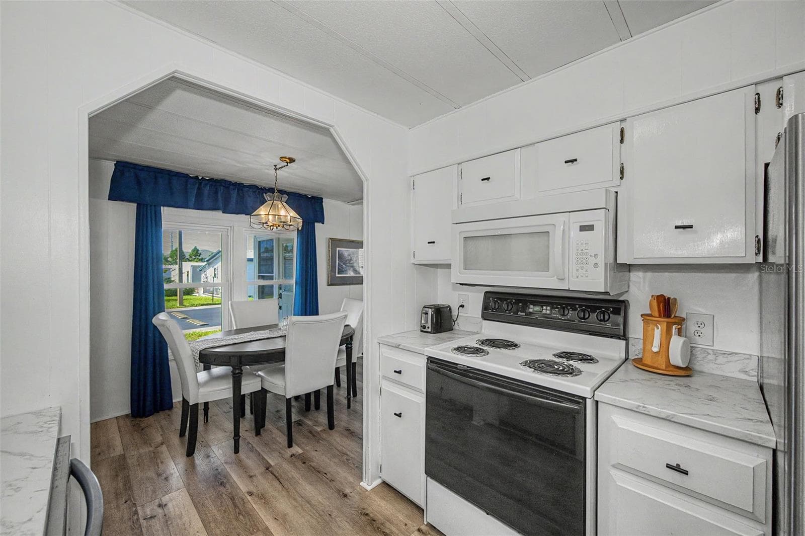 Mobile Home at 39820 US HIGHWAY 19 N #160, TARPON SPRINGS, photo 24 of 96