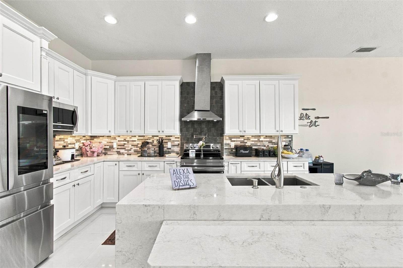 Single Family Residence at 1519 BRILLIANT CUT WAY, VALRICO, photo 16 of 73