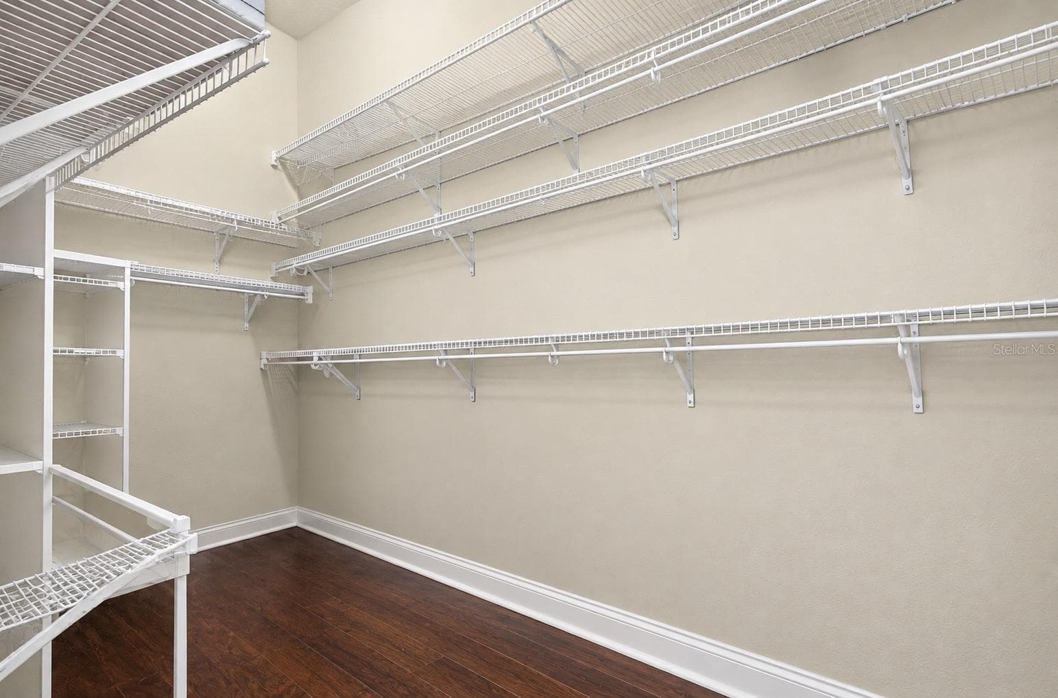 Single Family Residence at 1519 BRILLIANT CUT WAY, VALRICO, photo 32 of 73