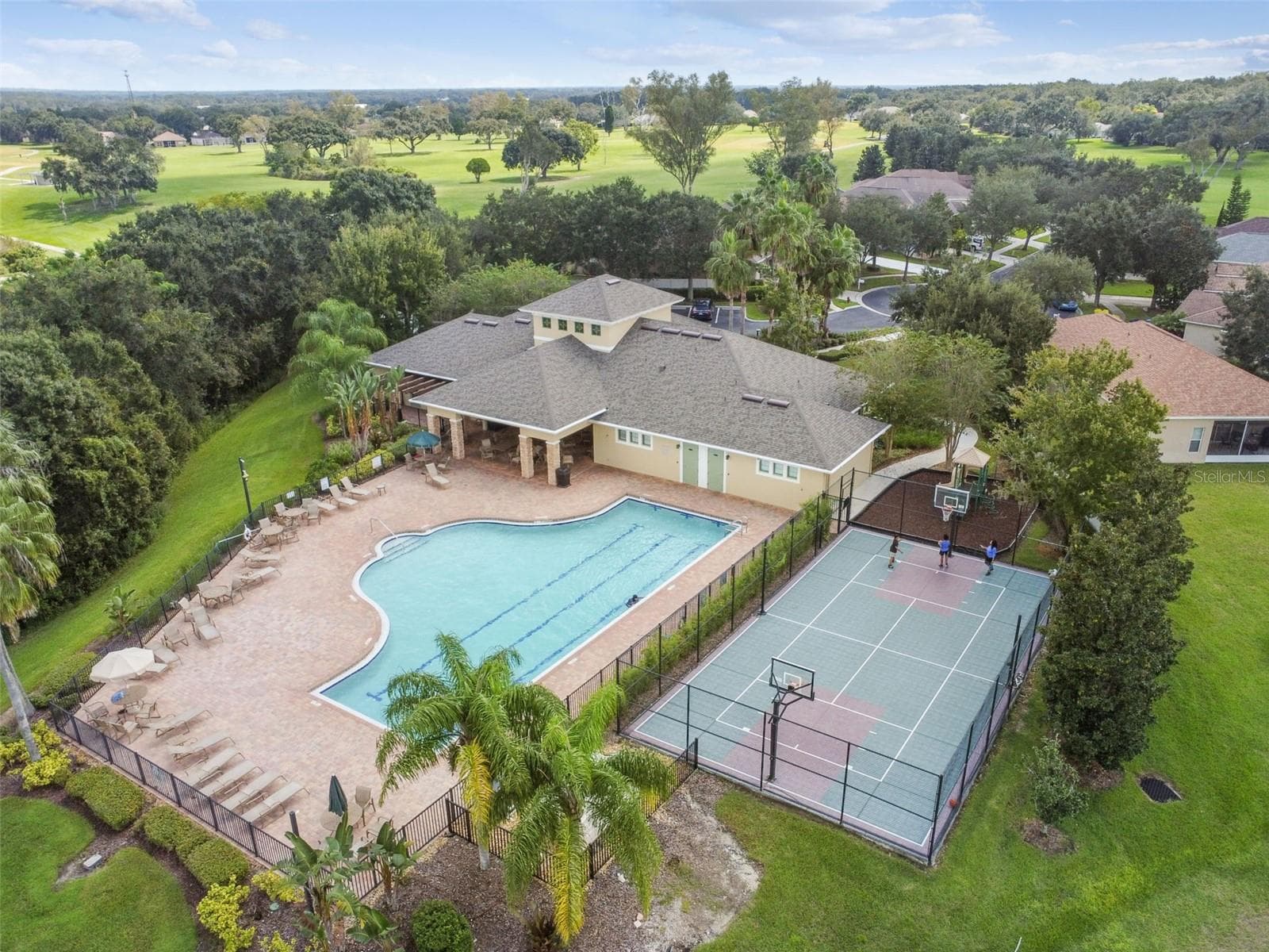 Single Family Residence at 1519 BRILLIANT CUT WAY, VALRICO, photo 69 of 73