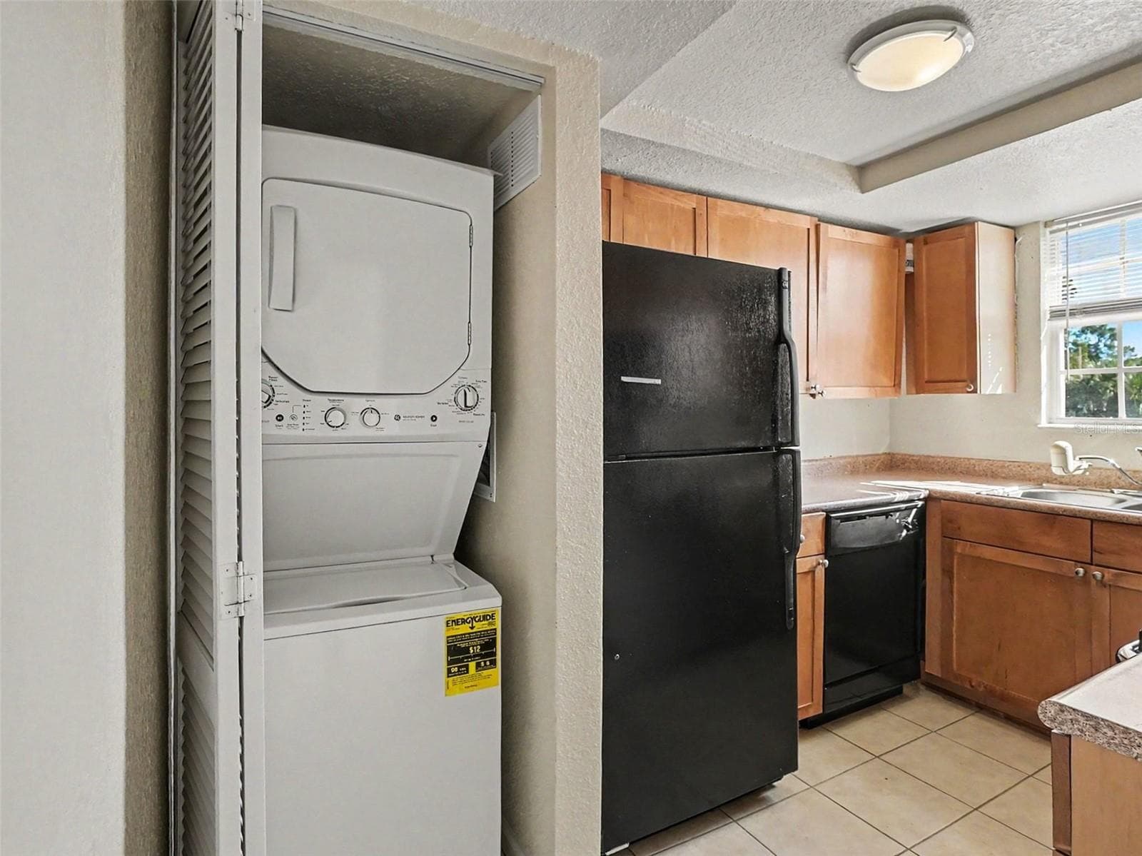 Stackable Washer/Dryer - 216 LEWFIELD CIR #216, WINTER PARK