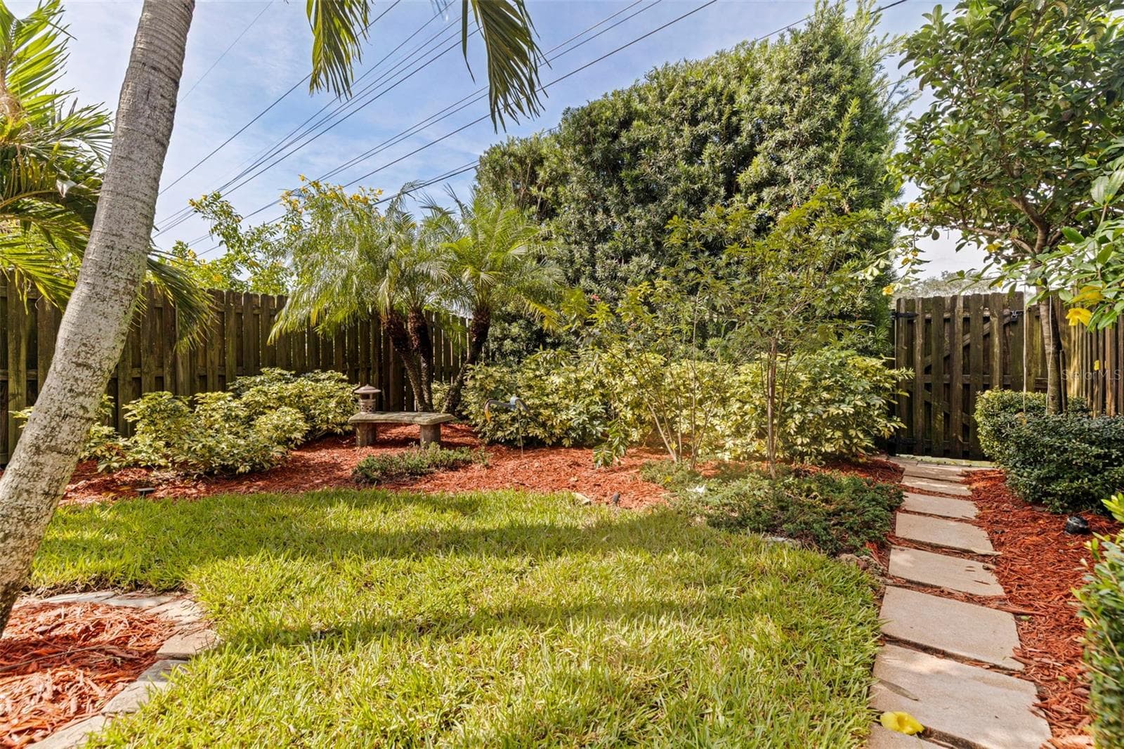 Townhouse at 3022 PEPPERWOOD LN W, CLEARWATER, photo 31 of 47