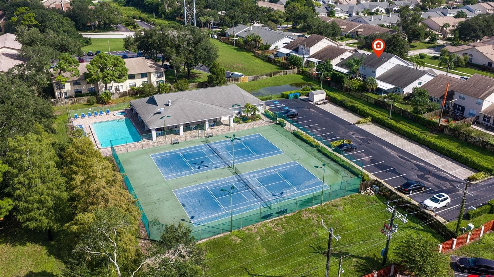 Townhouse at 3022 PEPPERWOOD LN W, CLEARWATER, photo 40 of 47