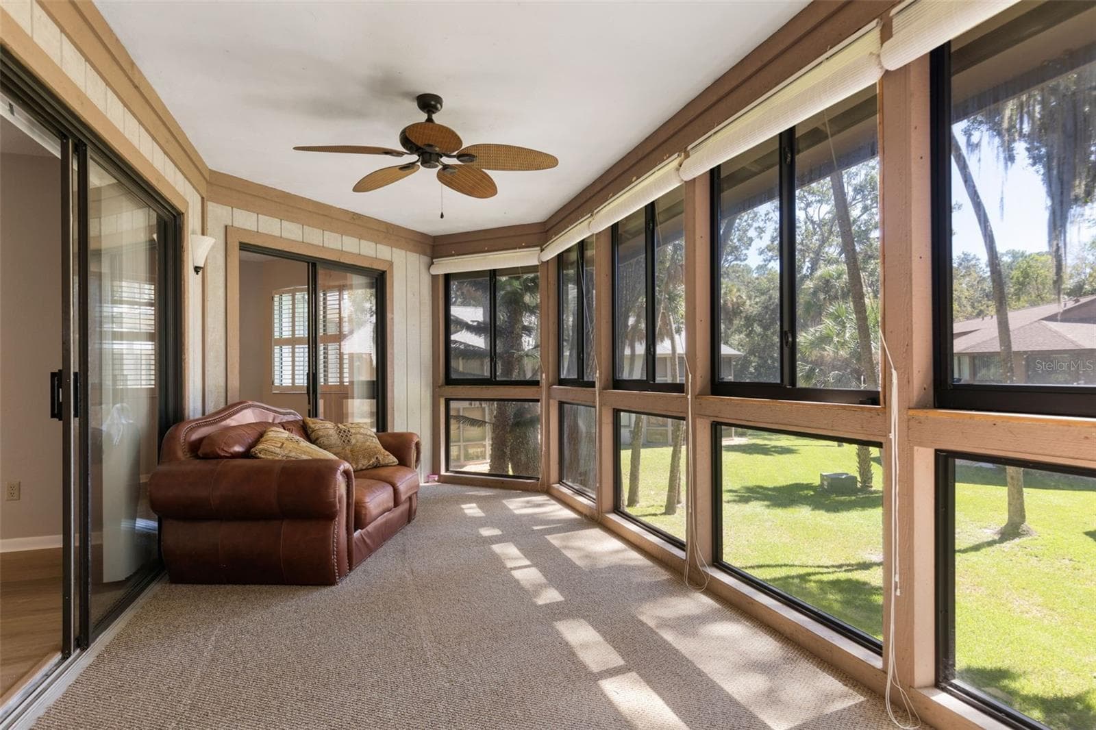 20 Mid Oaks Lanai - 20 MID OAKS CIR, PALM COAST