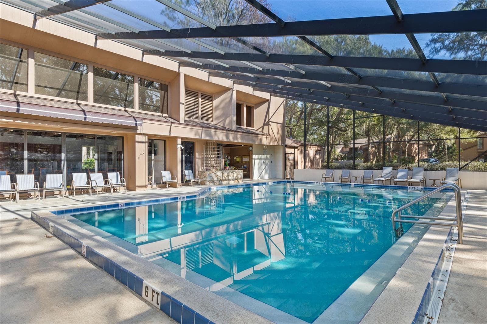 20 Mid Oaks Community Pool - 20 MID OAKS CIR, PALM COAST