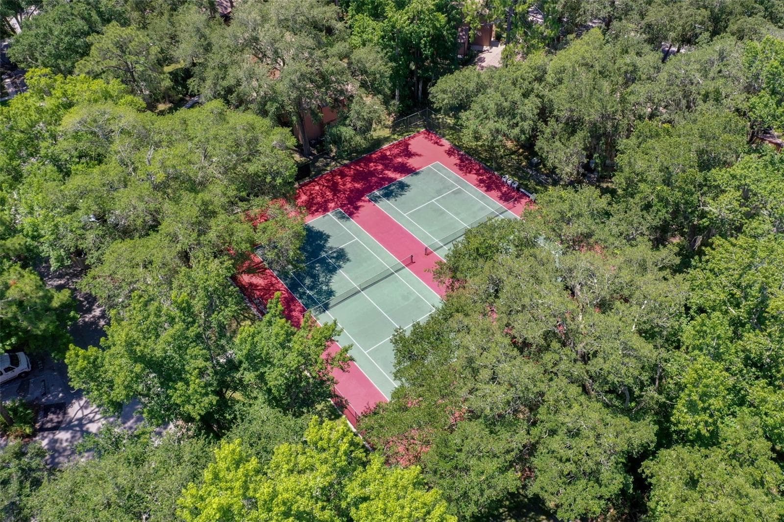20 Mid Oaks Tennis Courts - 20 MID OAKS CIR, PALM COAST