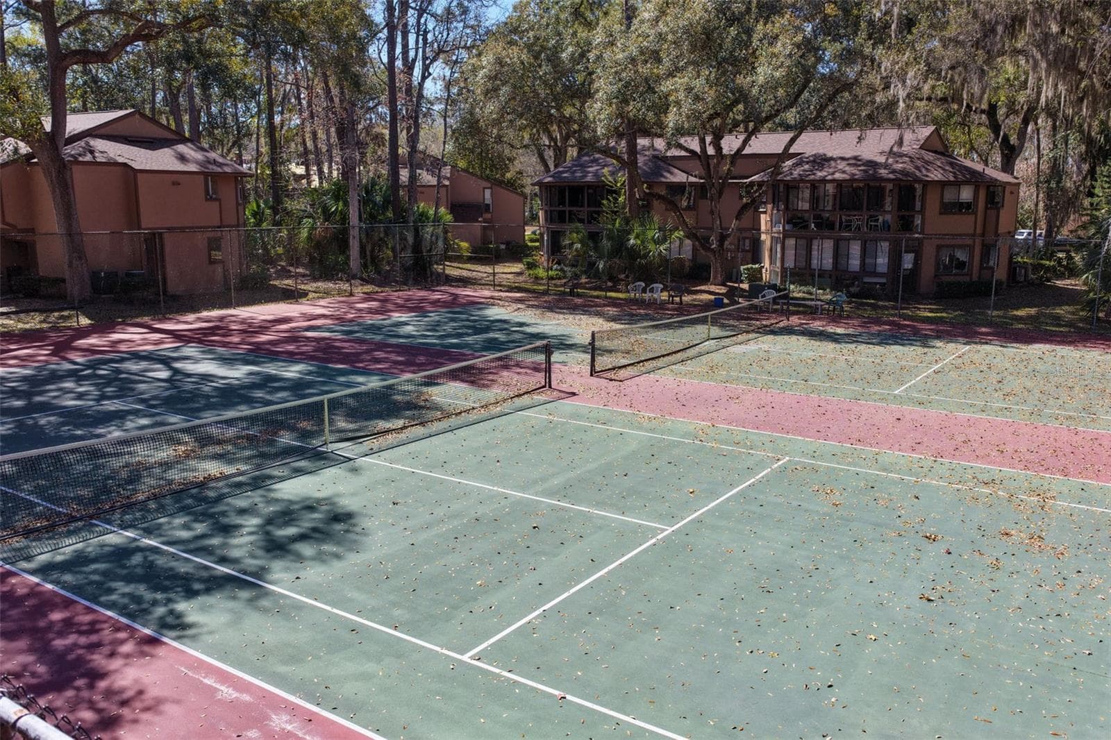 20 Club House Tennis Courts - 20 MID OAKS CIR, PALM COAST